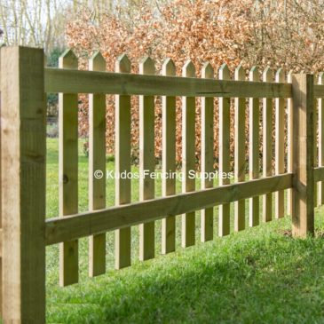 Pointed Top Picket Fencing DIY Kit - Buy Online / UK Delivery